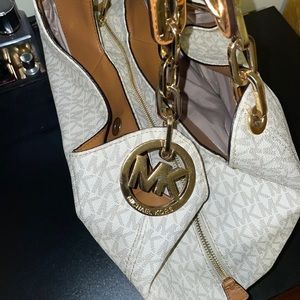michael kors white purse